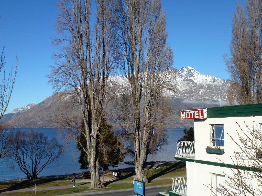 Lakeside 3* Queenstown